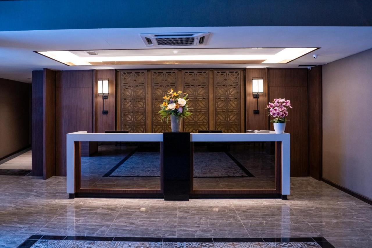 Christee Suites Hotel Malacca Eksteriør bilde